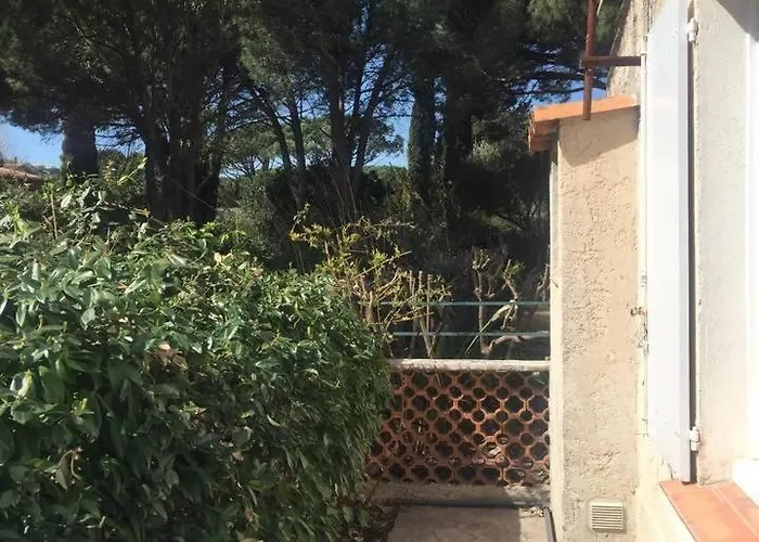 Charmante Petite Maison A L'Entree De Saint Tropez