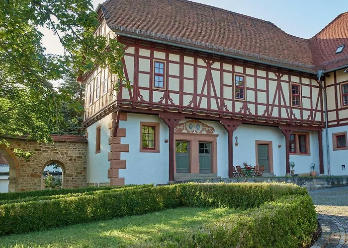 Ferienvermietung: Schloss Fischbach