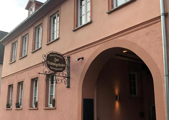 Zur Ludwigsbahn