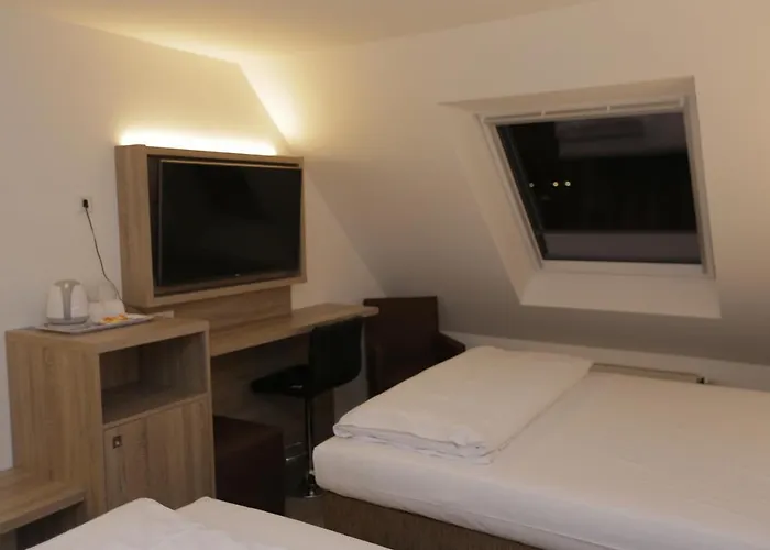 Familienhotel: Galeria Airport Hotel