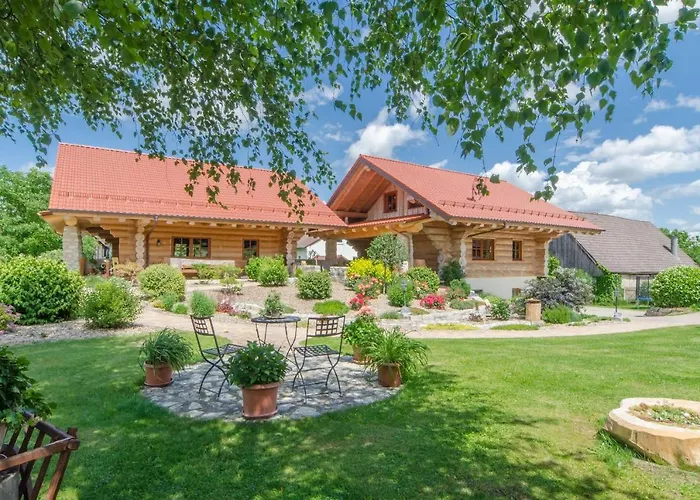Resort: Heumann's Blockhäuser am Wald