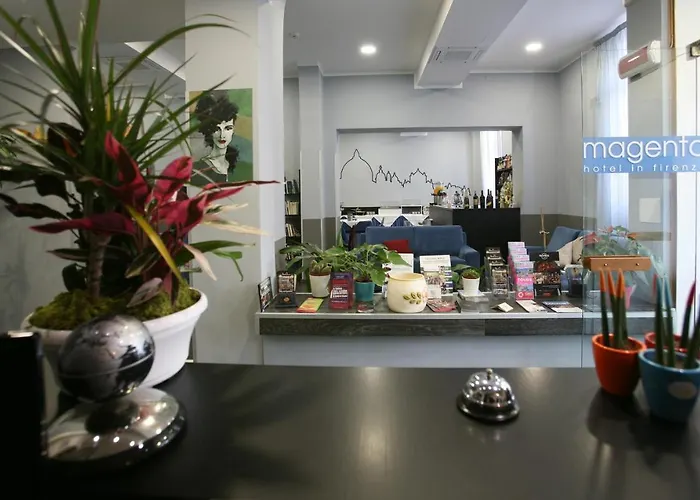 Hotel Magenta
